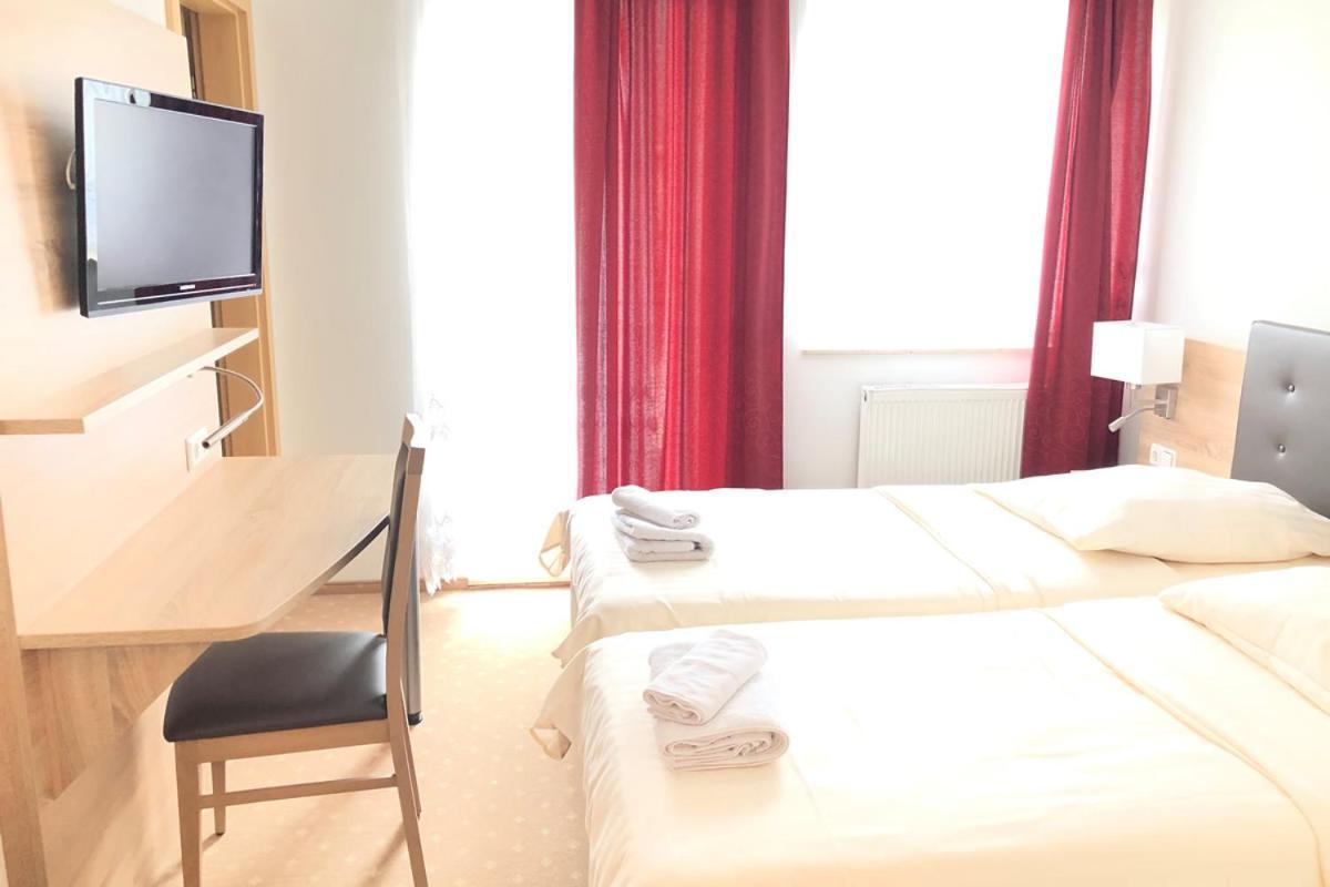 Hotel & Restaurant Miranda Siek Экстерьер фото